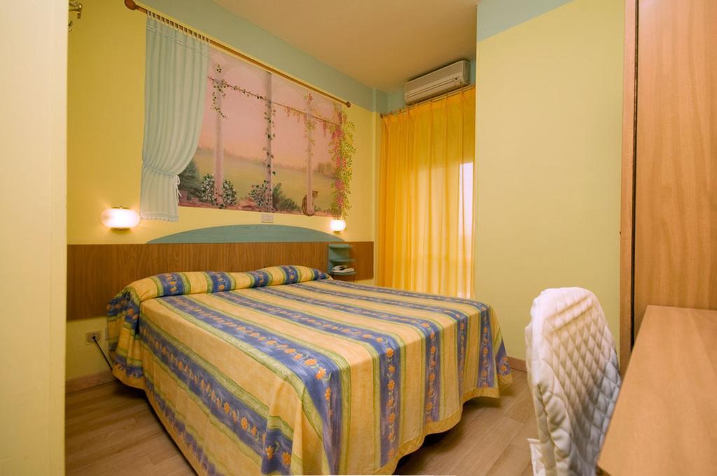 Hotel Mocambo Piscina E Spiaggia San Benedetto del Tronto Cameră foto
